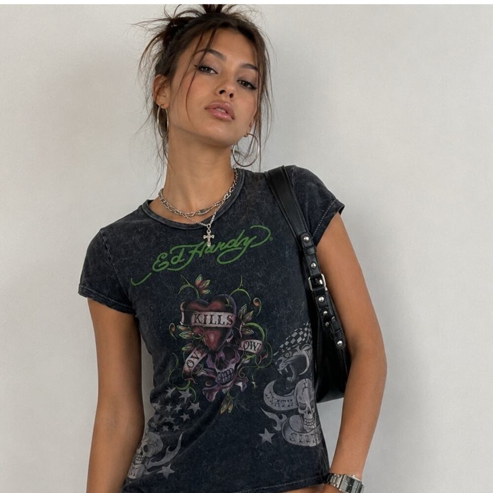 L Ed Hardy Tee T-shirt authentic Y2K clubwear indie-sleaze Baby 2000's Vintage